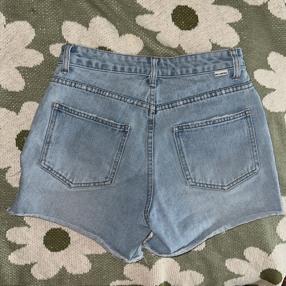 High Rise Shorts - Picture 4 of 8
